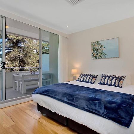 Sea And Park Deluxe Glenelg Apartment Luaran gambar