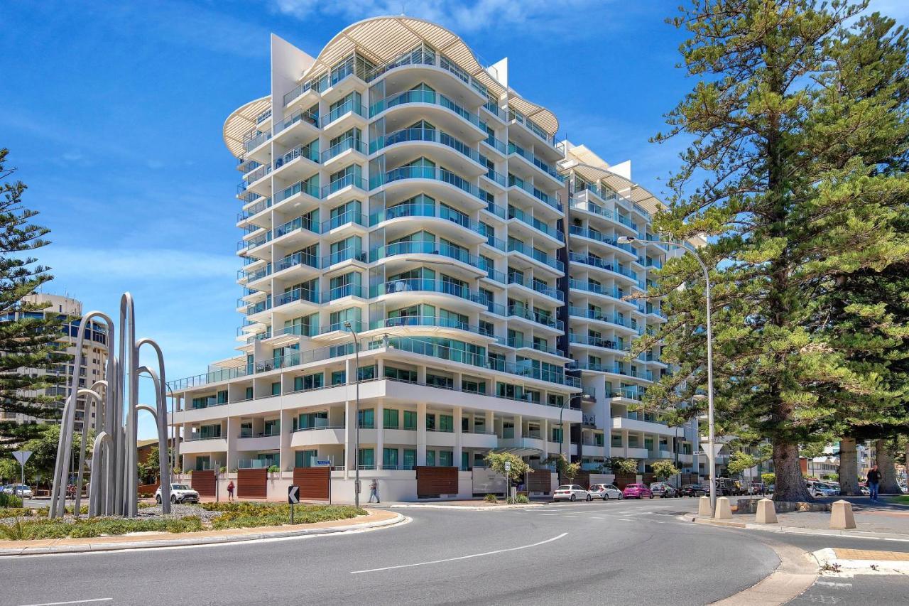 Sea And Park Deluxe Glenelg Apartment Luaran gambar